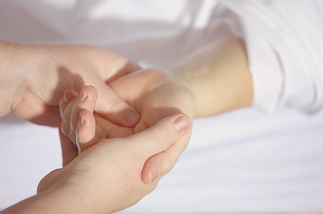 7 Astonishing Health Benefits of  body Somerset Massage for Seniors