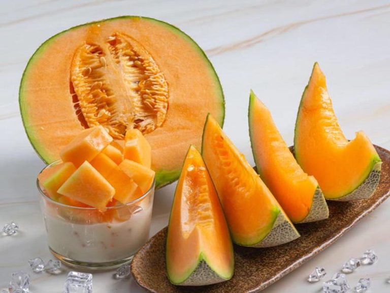 Fruit Cantaloupe Has Excellent Health Benefits