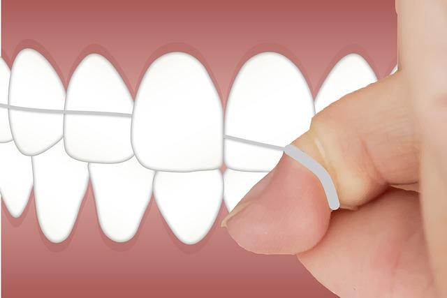 4 Dental Benefits of Flossing Your Teeth